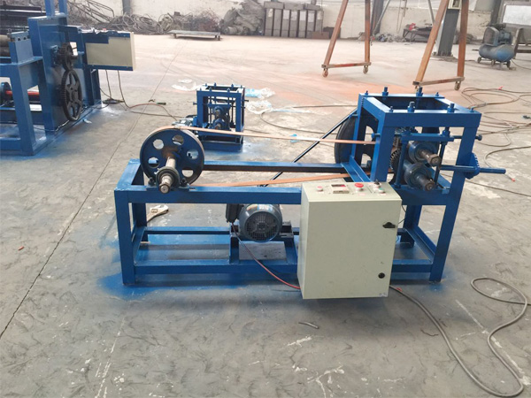 小絲徑全自動軋花網(wǎng)機